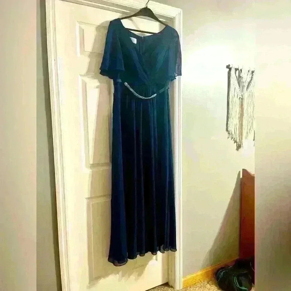 NWT Azazie Mother of the Bride Dress - 14 - Picture 7 of 9